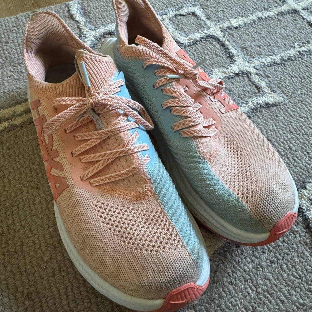 Hoka Carbon 3 Women's Pink and Blue Shoes